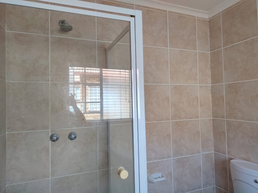 3 Bedroom Property for Sale in Safari Gardens North West